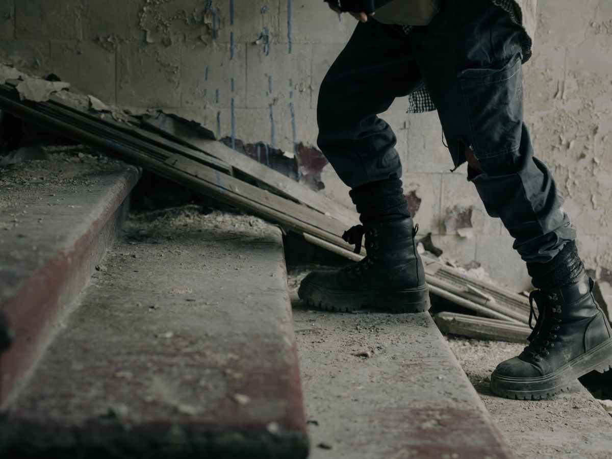 Survival of the Indifferent